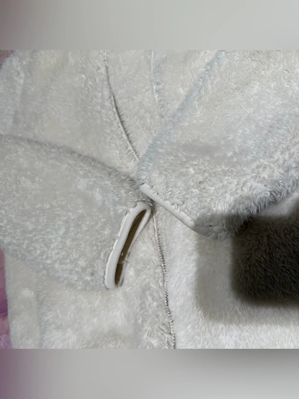 Uniqlo kids fluffy fleece jacket, size 13 years